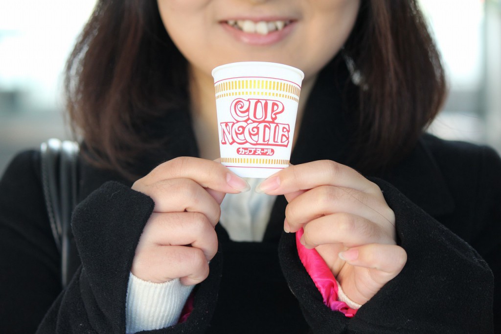 大阪のマイカップヌードルファクトリーでカップヌードルを自分で作れた件 きっとみつかるカフェ 関西の学生取材型情報サイト