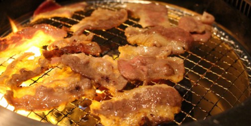 学生にオススメ 安くて美味しい 梅田周辺の焼肉食べ放題のお店４選 きっとみつかるカフェ 関西の学生取材型情報サイト