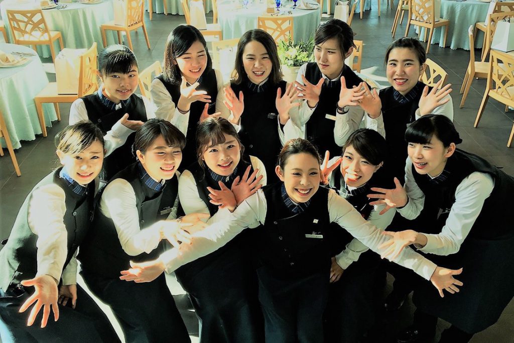 大阪神戸奈良の結婚式場のチャペルのアルバイトを募集 株式会社ケイアイティーサービス きっとみつかるカフェ 関西の学生取材型情報サイト
